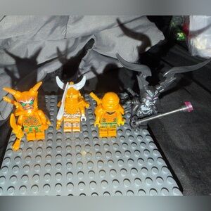 Ninja Warriors Minifigure Set